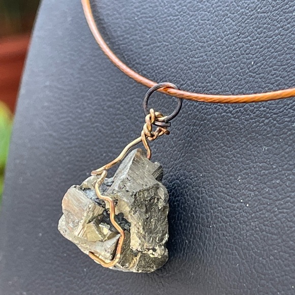 Freeform Pyrite hand wired choker - Picture 3 of 4